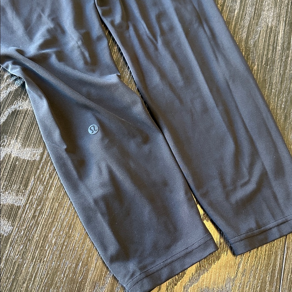 Lululemon Athletica Nulu Get Centered Onesie Jumper Romper in Black, 10 - Picture 10 of 10